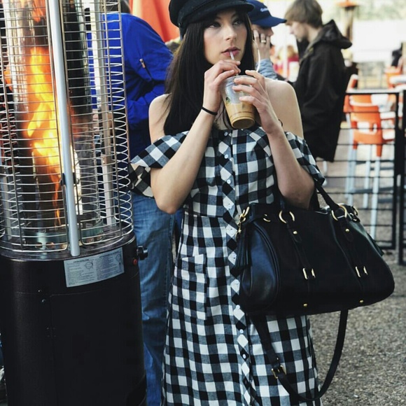 🆕🌱 GIANNI BINI Dylan Off the Shoulder Dress - Picture 5 of 6